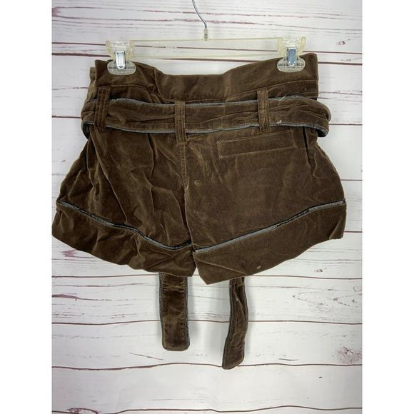 BCBgirls Cardigan Shorts Black/Coffee Size 4 ZIP Up Two Fasten Closure Pockets W - Picture 2 of 8